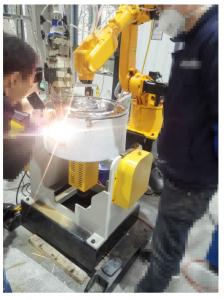 機器人激光焊接工作站